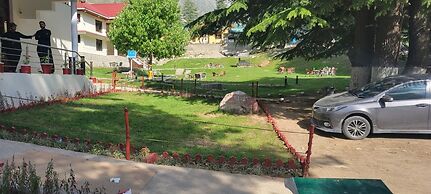 PinePark Lake Luxury Resort Naran
