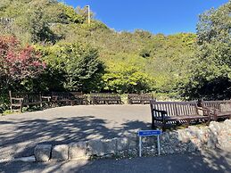 Impeccable 2-bed Apartment in Eastbourne