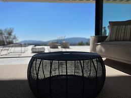 Alpha Villa - Alpha Villa