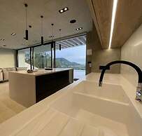 Alpha Villa - Alpha Villa