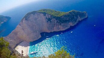 Alpha Villa - Alpha Villa