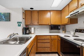 Deer Ridge Mountain Resort by JMR