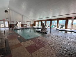 Deer Ridge Mountain Resort by JMR