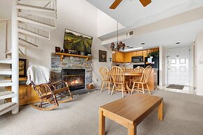 Deer Ridge Mountain Resort by JMR