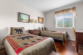 Deer Ridge Mountain Resort by JMR