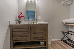 4513blueflamingownnh - The Blue Flamingo