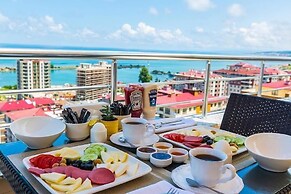 Almercan Hotel Suite