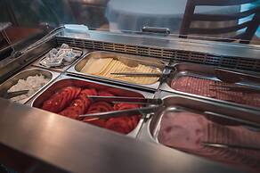 Venardos Hotel & Spa