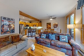 Charming Condo Nestled in the East Keystone Resort Neighborhood, Shutt
