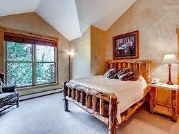 Charming Condo Nestled in the East Keystone Resort Neighborhood, Shutt