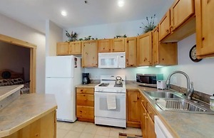 Charming Condo Nestled in the East Keystone Resort Neighborhood, Shutt