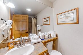 Charming Condo Nestled in the East Keystone Resort Neighborhood, Shutt