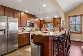 3 Bedroom Townhome in Downtown Breckenridge, off Main Street With Pool