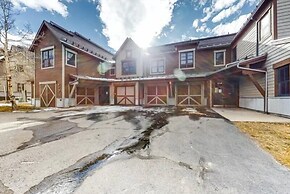 3 Bedroom Townhome in Downtown Breckenridge, off Main Street With Pool