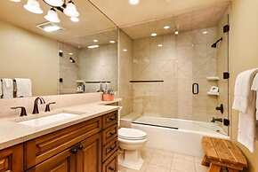 Luxury Ski in, Ski out 2 Bedroom Colorado Vacation Rental Steps From t