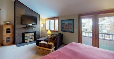 2 Bedroom Cascade Village Condo at the Base of Vail Mountain