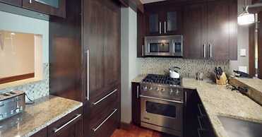 3 Bedroom Platinum-rated Penthouse in Cascade Village, Steps to Chair 