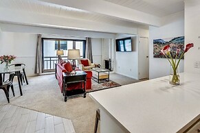 Downtown 2 Bedroom Mountain Vacation Rental in the Heart of Downtown A