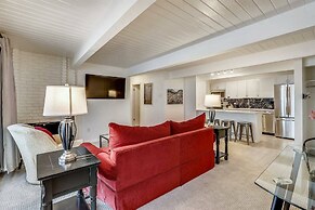 Downtown 2 Bedroom Mountain Vacation Rental in the Heart of Downtown A