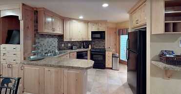 3 Bedroom Residence in Cascade Village Next to Chair Lift 20 and Shutt