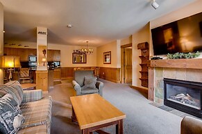 Beautiful 3 Bedroom Mountain Condo in River Run Village With Hot Tub A