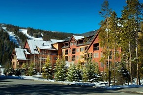 Beautiful 3 Bedroom Mountain Condo in River Run Village With Hot Tub A