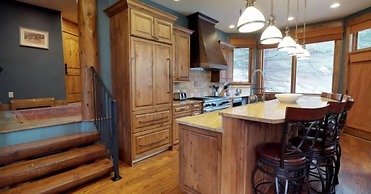 4 Bedroom Luxury Private Home in Vail's Cascade Village With Mountain 