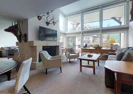 4 Bedroom Condo in Lionshead at Boutique Resort Within Walking Distanc