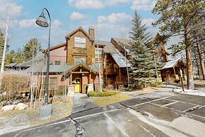 Lakeside Village 3 Bedroom Townhome at The Seasons in Keystone