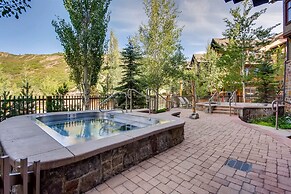 Luxury Ski in, Ski out 1 Bedroom Colorado Resort Vacation Rental in th