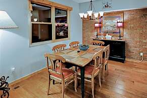 Family-friendly 3 Bedroom Vacation Rental in West Keystone Resort Alon