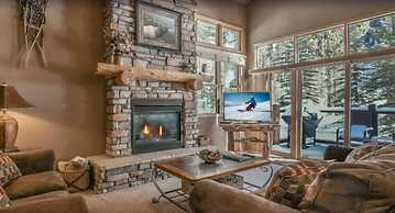 Family-friendly 3 Bedroom Vacation Rental in West Keystone Resort Alon