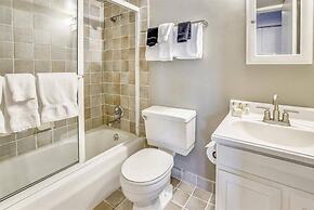 Luxury 2 Bedroom Mountain Vacation Rental in the Heart of Downtown Asp