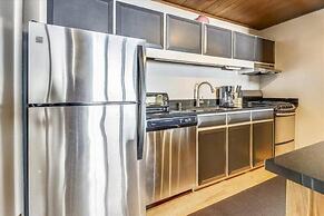 Luxury 2 Bedroom Mountain Vacation Rental in the Heart of Downtown Asp