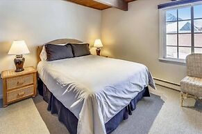 Luxury 2 Bedroom Mountain Vacation Rental in the Heart of Downtown Asp