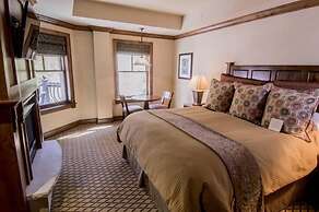 Aspen Mountain Residences, 2 Bedroom Luxury Residence Club Condo