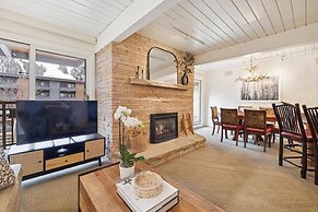 2 Bedroom Condo in Downtown Aspen, Just One Block to Silver Queen Gond