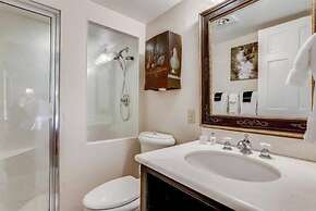 2 Bedroom Condo in Downtown Aspen, Just One Block to Silver Queen Gond