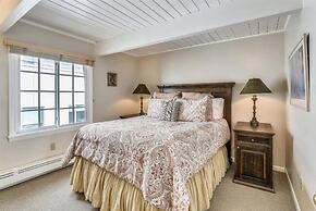 2 Bedroom Condo in Downtown Aspen, Just One Block to Silver Queen Gond