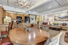 2 Bedroom Condo in Downtown Aspen, Just One Block to Silver Queen Gond