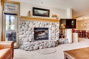 Family Friendly 3 Bedroom Ski in, Ski out Mountain Vacation Rental at 