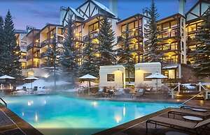 3 Bedroom Condo at Boutique Resort With Hot Tub Access and Within Walk