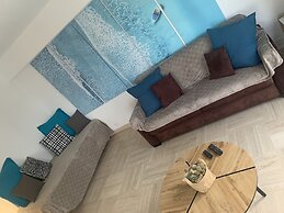 Studio moderne - Port de Mandelieu - Proche Mer -