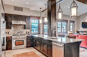 Luxury 4 Bedroom Penthouse Rental off Main Street Within Walking Dista