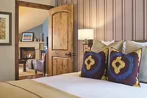 Sebastian Vail 3 Bedroom Residence in the Heart of Vail Village Close 