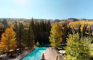 Exclusive 4 Bedroom Ski in, Ski out Vacation Rental With Hot Tubs and 