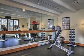 Luxury 2 Bedroom Lionshead Village Condo, Short Walk to Gondola