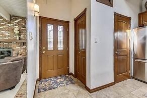 Exclusive 2 Bedroom Mountain Vacation Rental in the Heart of Downtown 