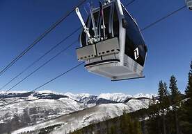 1 Bedroom Boutique Resort Condo With Hot Tub Access and Within Walking