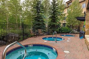 Luxury 3 Bedroom Breckenridge Vacation Rental With Stunning Mountain V